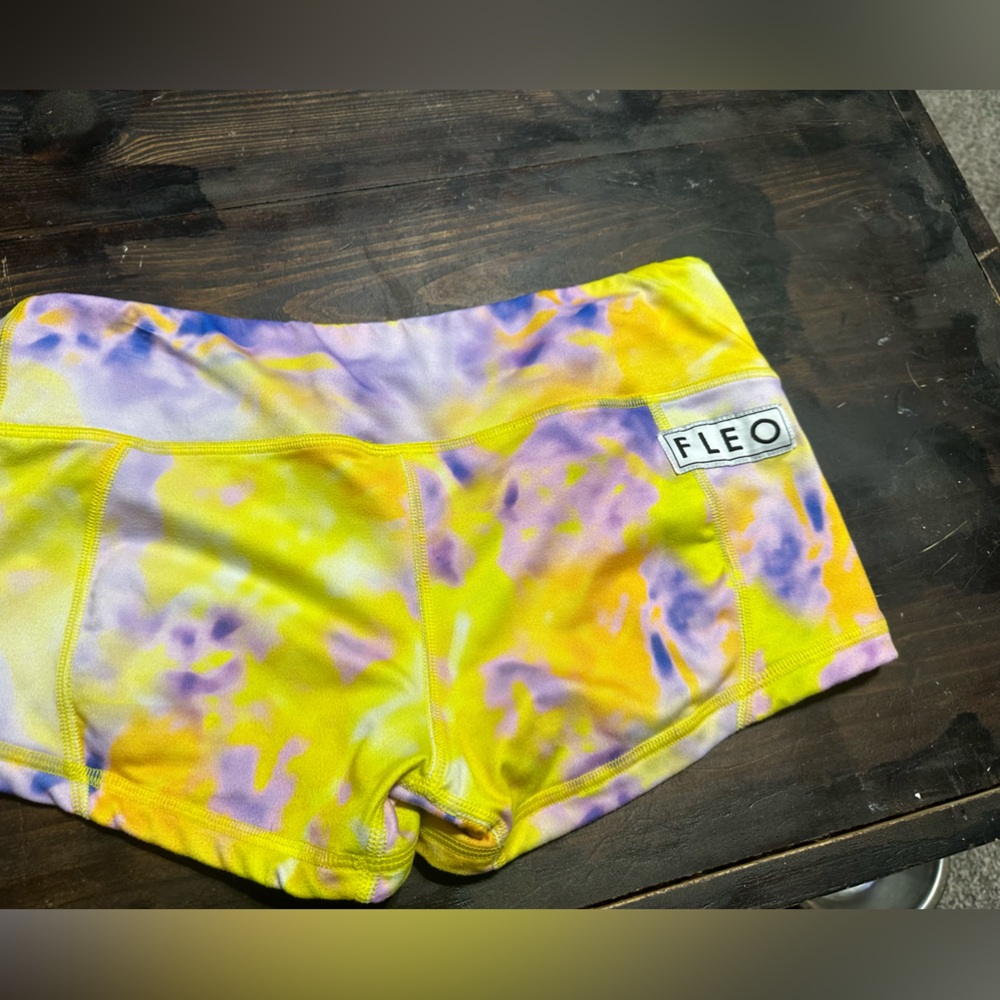 Fleo LRC shorts